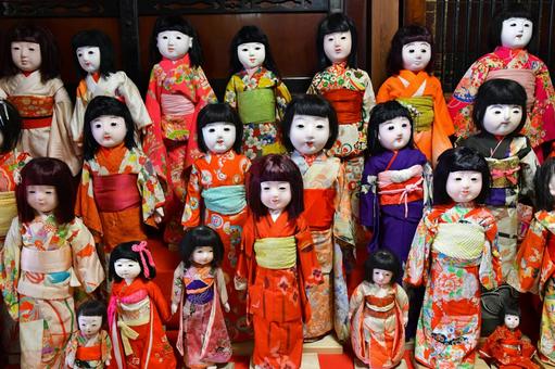 稲川淳二の生き人形その後 完全版動画 日本人形は何故怖いのか バズーカnews 怖い話と都市伝説